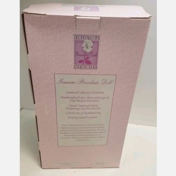 Vintage Collectible Memories 16" Victorian Porcelain Doll Joanna Limited edition - Picture 2 of 2